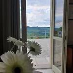 Apart-hotel Cascina Bricco San Pietro Bed & Wine