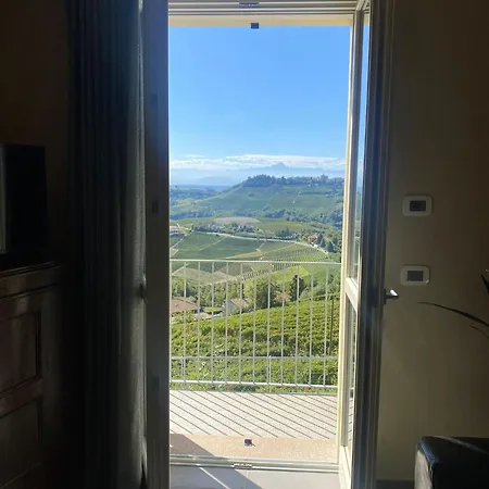 Cascina Bricco San Pietro Bed & Wine 4*