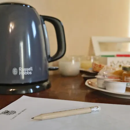 Cascina Bricco San Pietro Bed & Wine 4* Monforte dʼAlba