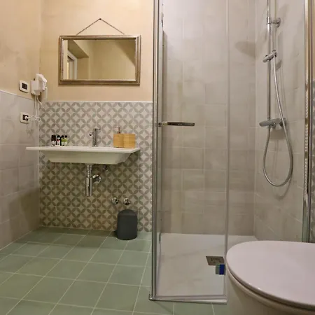 شقة فندقية Cascina Bricco San Pietro Bed & Wine 4*