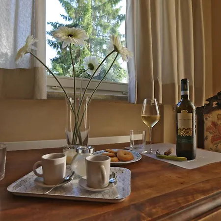 Cascina Bricco San Pietro Bed & Wine شقة فندقية 4*