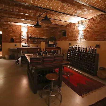 Cascina Bricco San Pietro Bed & Wine モンフォルテ・ダルバ