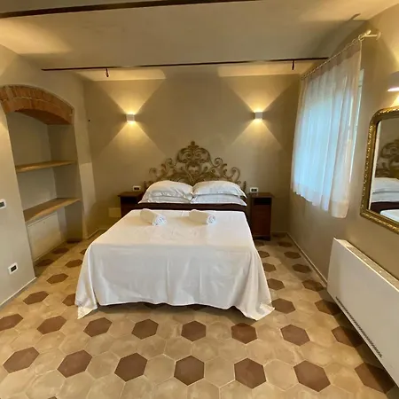 Cascina Bricco San Pietro Bed & Wine 4* モンフォルテ・ダルバ