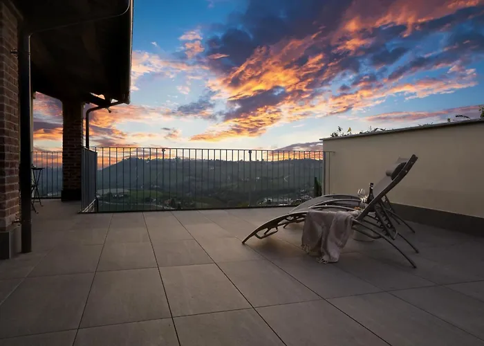 Cascina Bricco San Pietro Bed & Wine Monforte dʼAlba