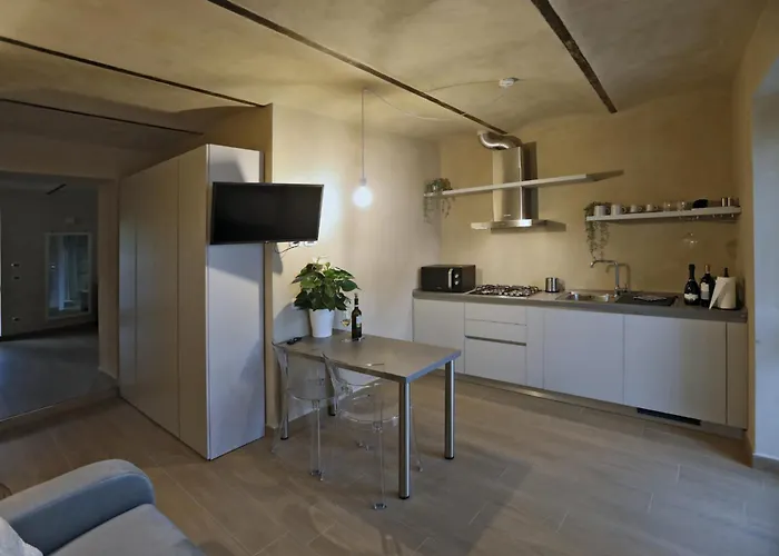 Cascina Bricco San Pietro Bed & Wine 4* Monforte dʼAlba