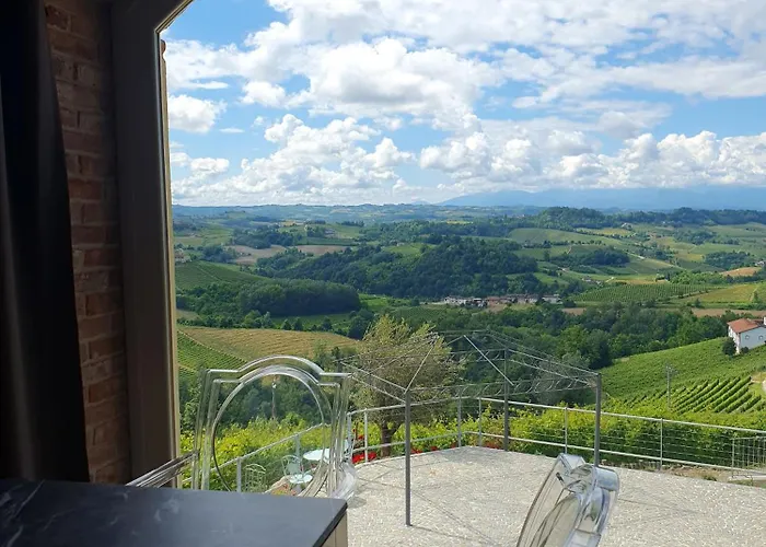 Aparthotel Cascina Bricco San Pietro Bed & Wine Monforte dʼAlba