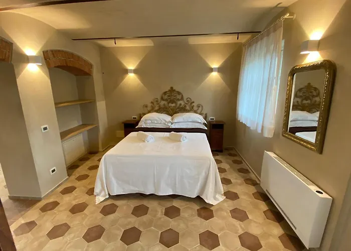 Cascina Bricco San Pietro Bed & Wine 4* Monforte dʼAlba
