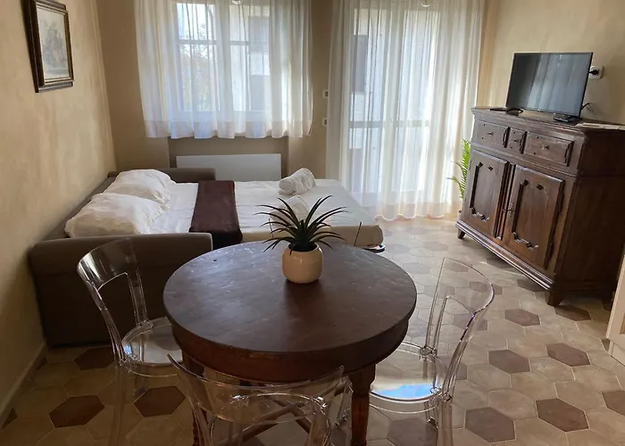 Cascina Bricco San Pietro Bed & Wine 4* Monforte dʼAlba